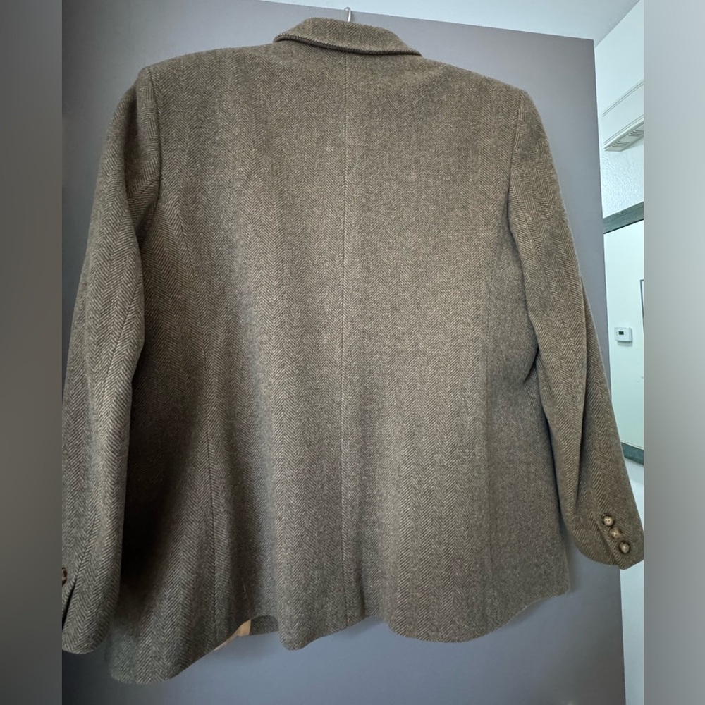 L.L. Bean Wool/Cashmere Olive Women's Blazer - Picture 2 of 7